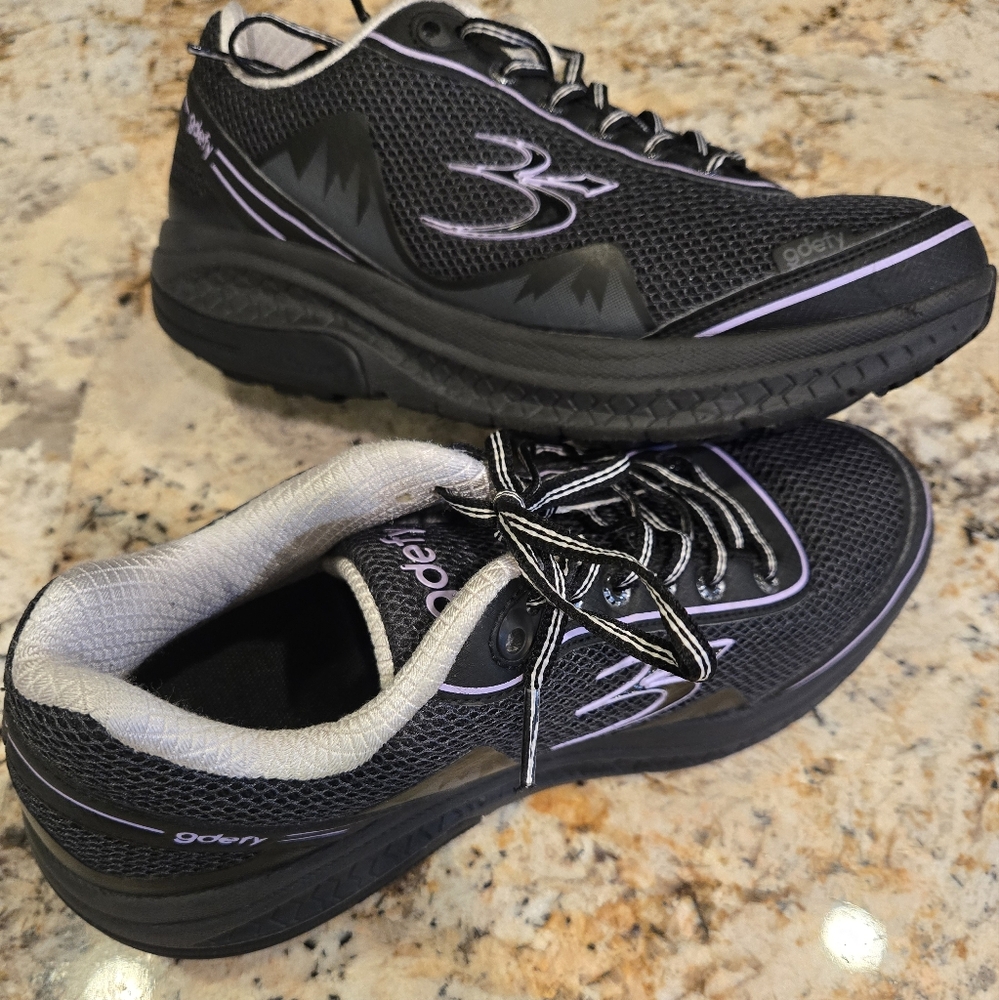 Gravity Defyer Mighty Walk Comfort Sneakers Black Purple Size 9 US Women's